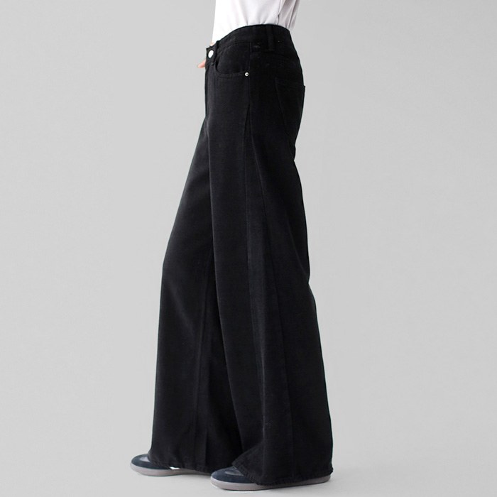 Side cut soft pants